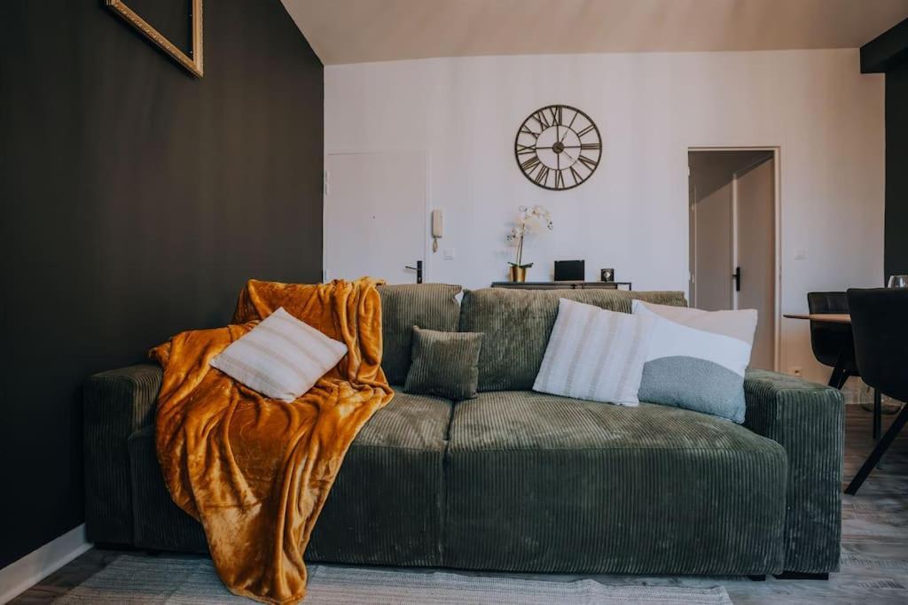 Apartment Le Bertrand • Le Raffinement En Coeur De Chateauroux